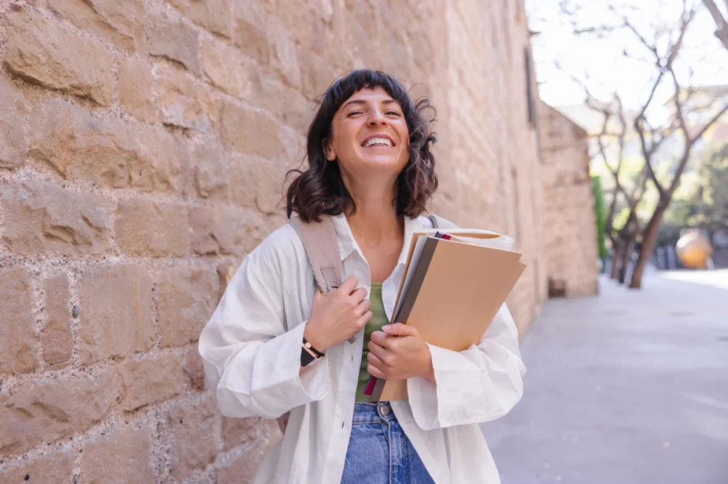 estudiante beca colaboración